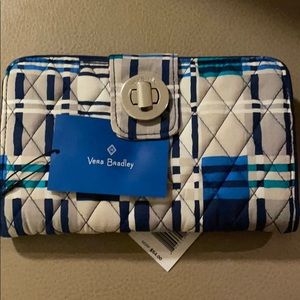 RFID Turnlock Wallet